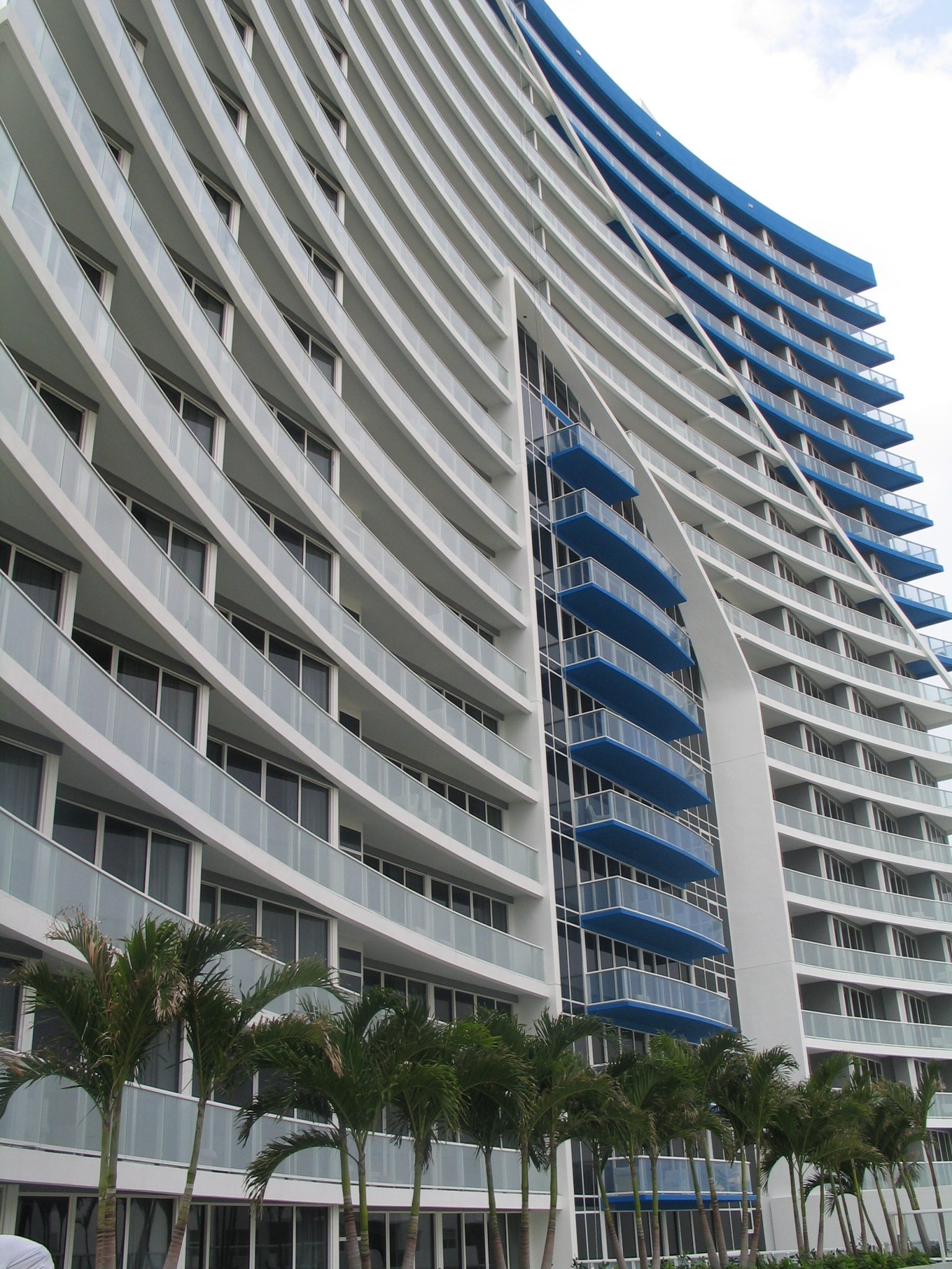 W-Hotel-Residences-Fort-Lauderdale-2