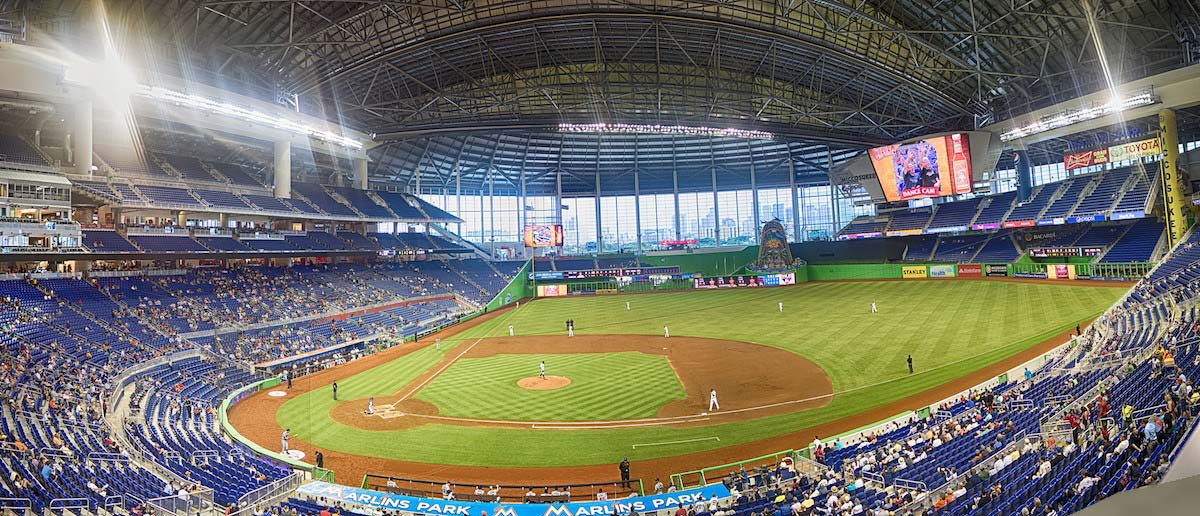 miami marlins stadium retractable roof